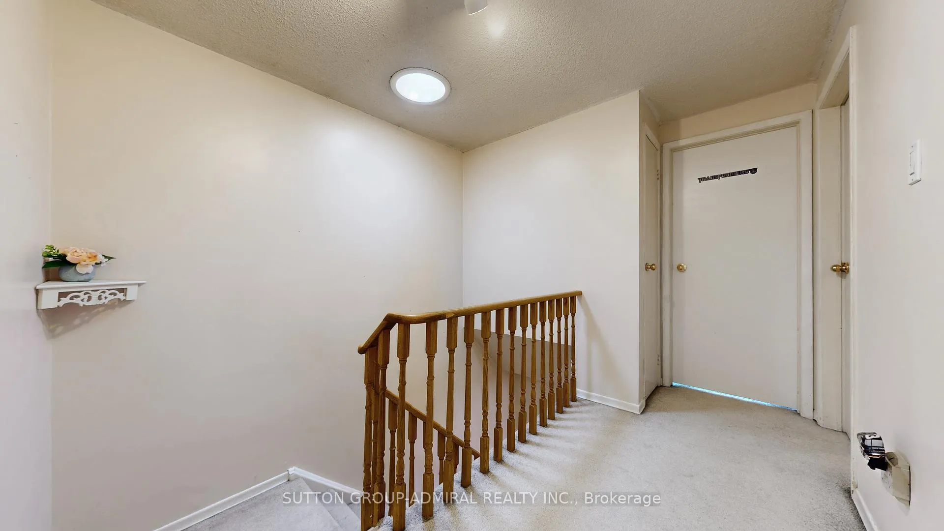 Photo 14 of 93 Patrice Crescent, Vaughan, Crestwood-Springfarm-Yorkhill — HOMEH