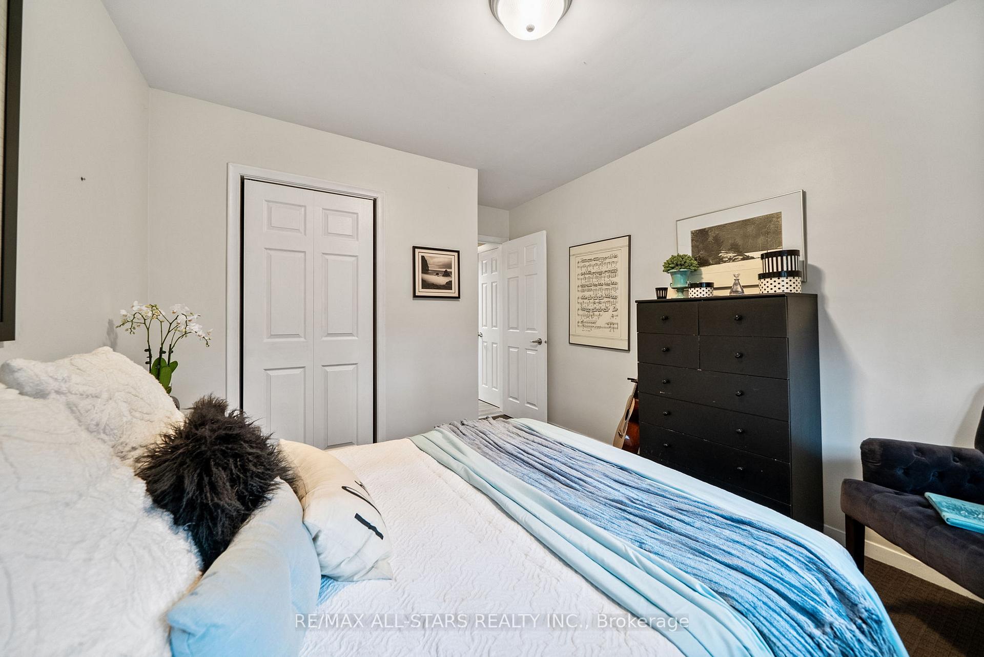 Photo 1 of 12 Joseph Street, Uxbridge — HOMEH