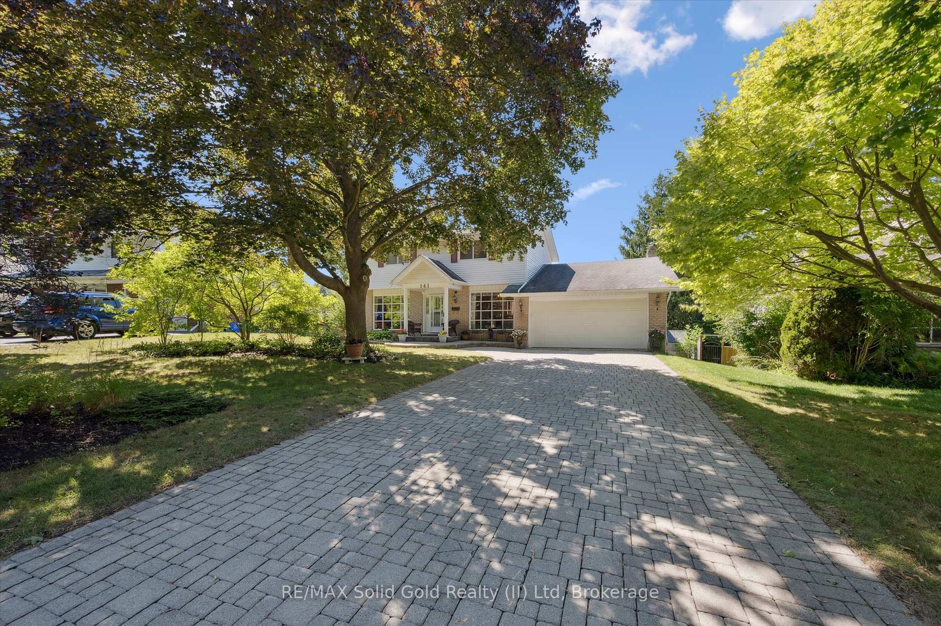 Photo 3 of 141 Weston Place, Waterloo — HOMEH