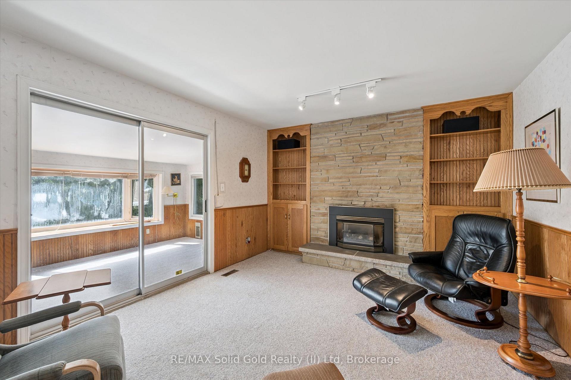 Photo 19 of 141 Weston Place, Waterloo — HOMEH