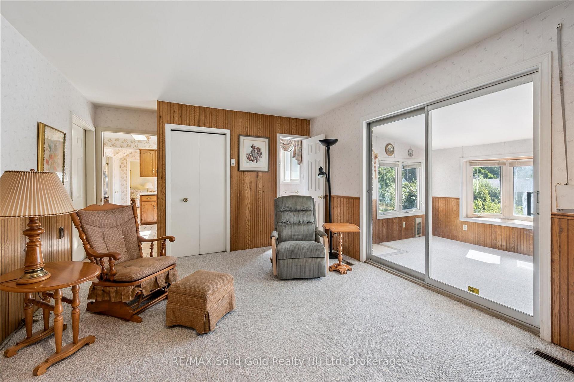 Photo 22 of 141 Weston Place, Waterloo — HOMEH