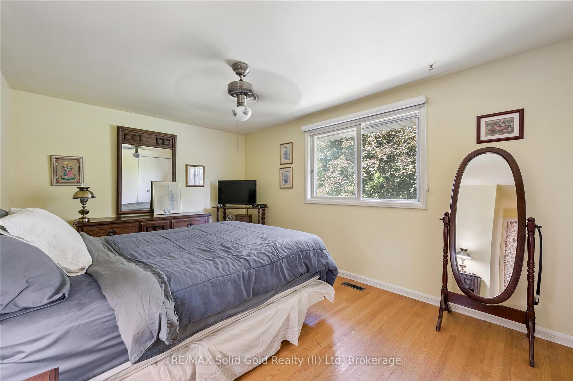 Photo 26 of 141 Weston Place, Waterloo — HOMEH