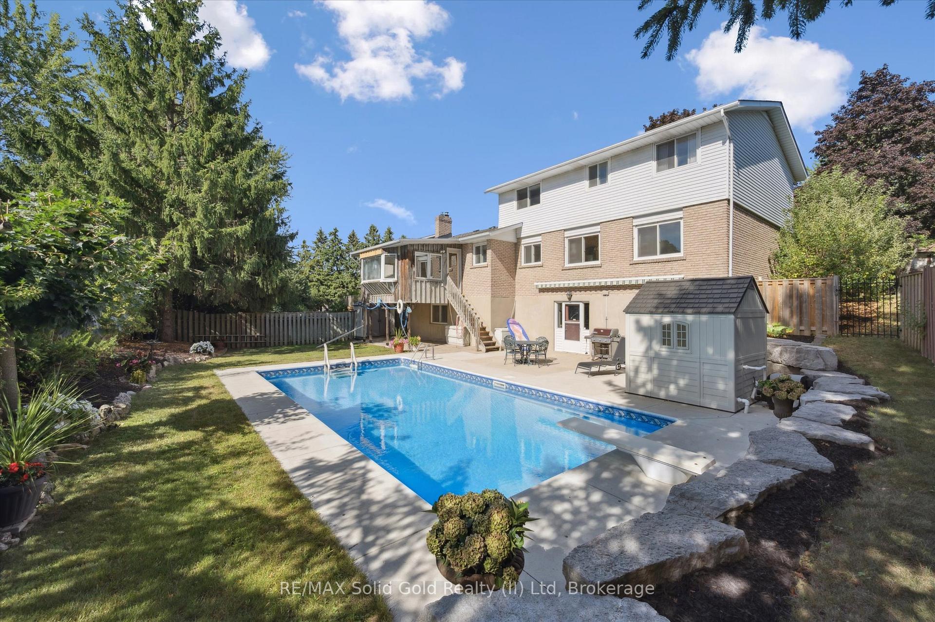 Photo 35 of 141 Weston Place, Waterloo — HOMEH