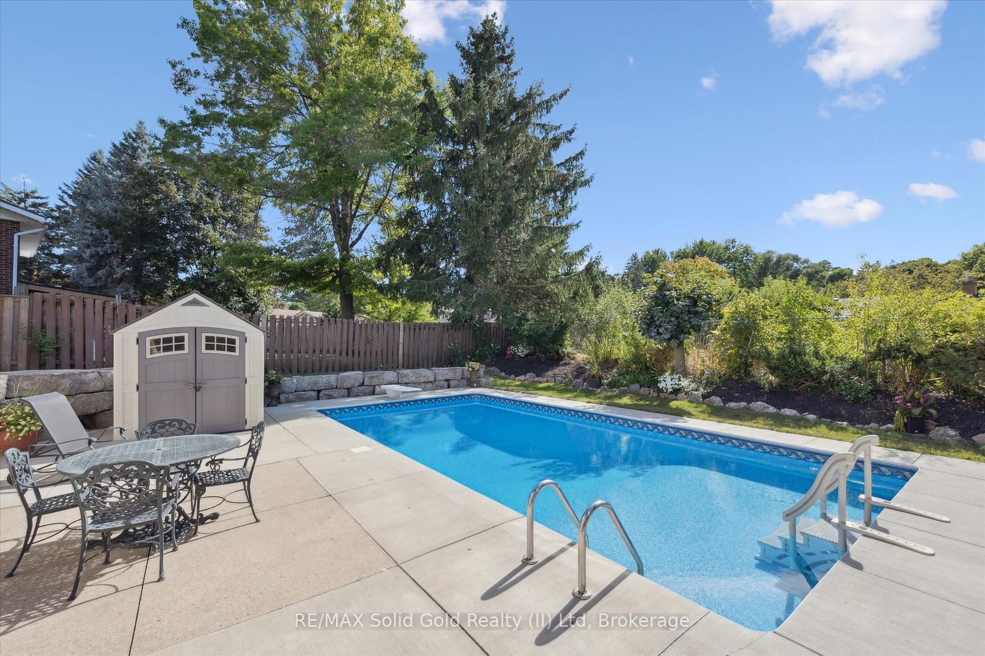 Photo 39 of 141 Weston Place, Waterloo — HOMEH