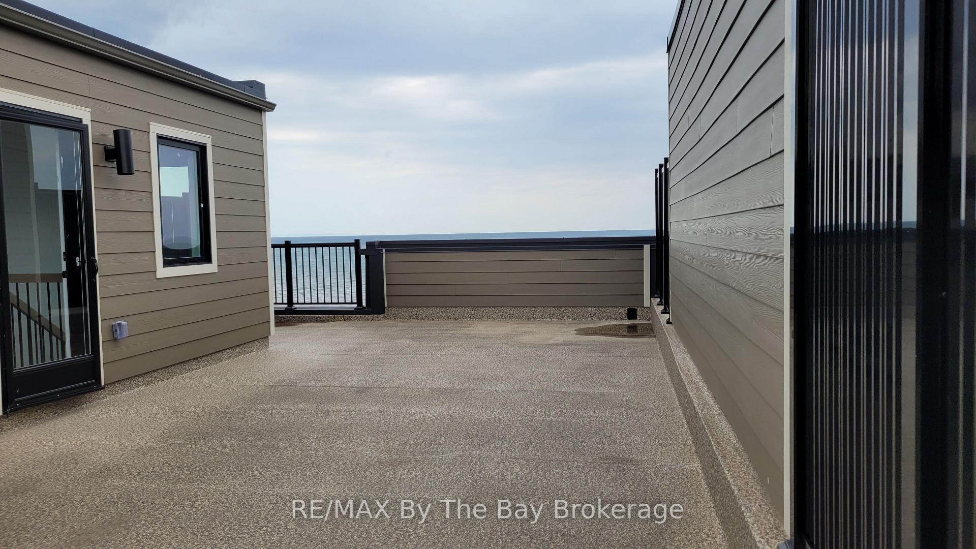 Photo 37 of 9 Julia Circle, Wasaga Beach — HOMEH