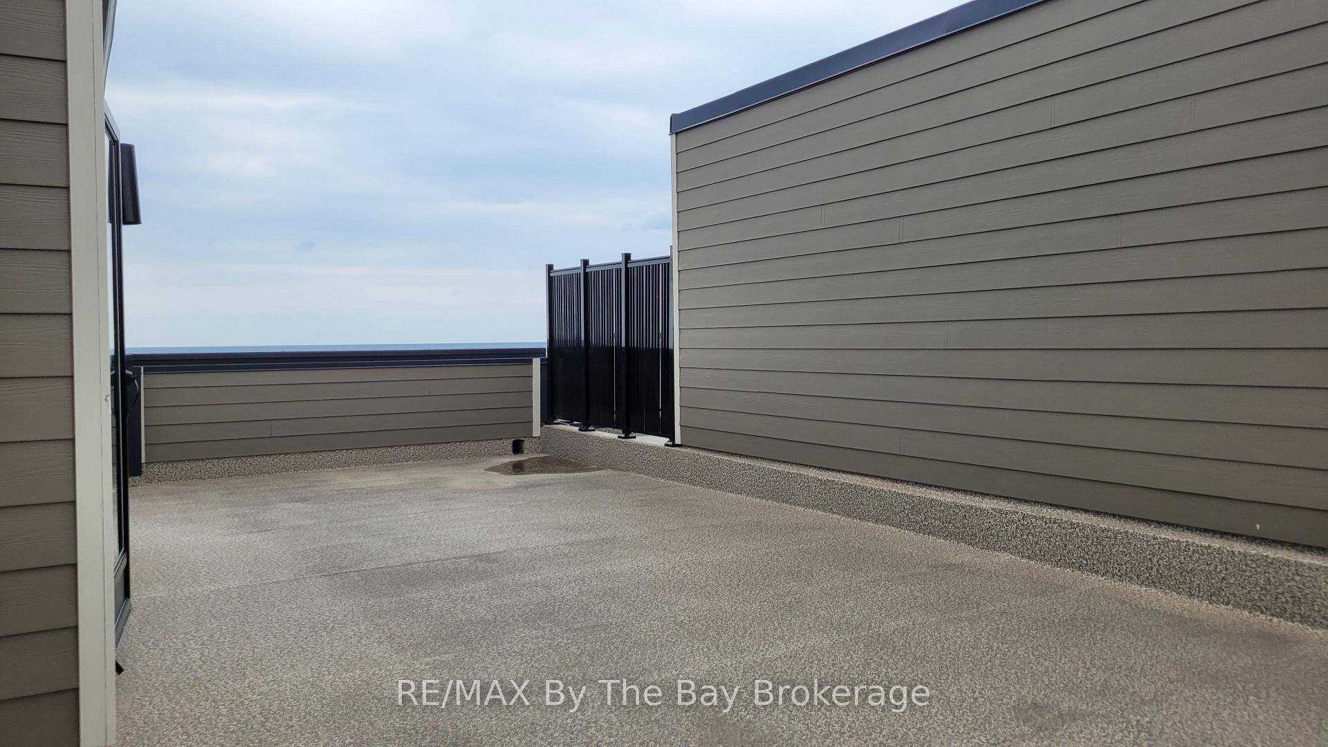 Photo 38 of 9 Julia Circle, Wasaga Beach — HOMEH