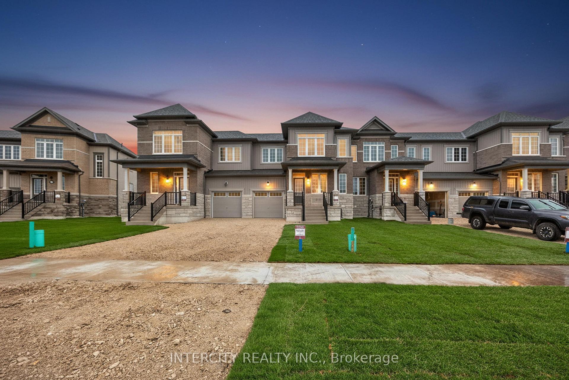Photo 1 of 9 Avalon Drive, Wasaga Beach — HOMEH