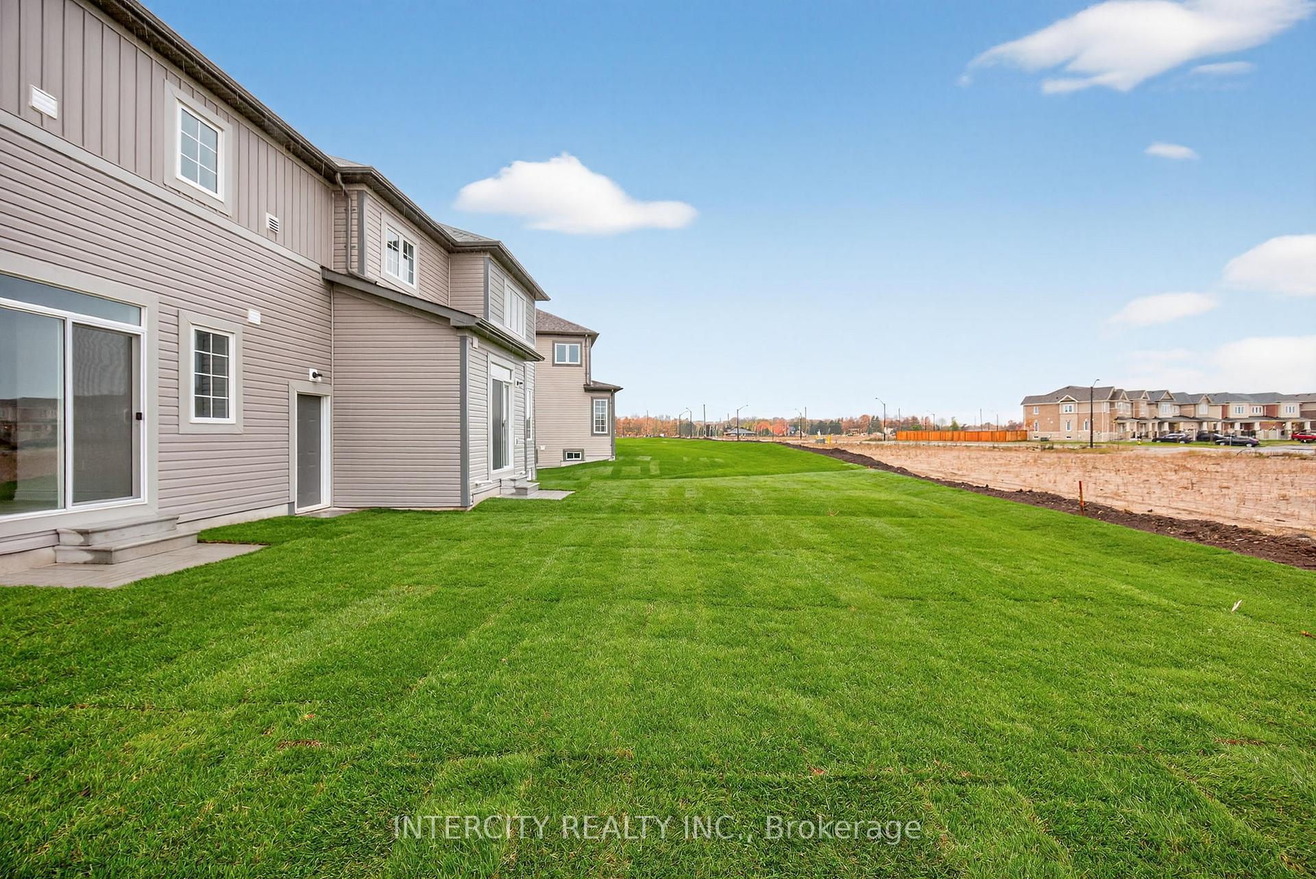 Photo 31 of 9 Avalon Drive, Wasaga Beach — HOMEH