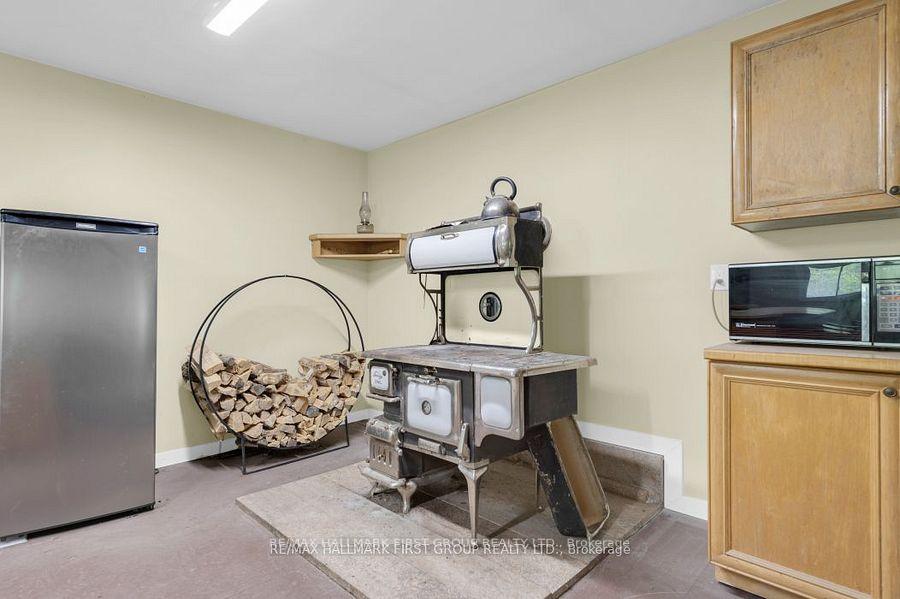 Photo 11 of 452B Cold Water Road, Tweed — HOMEH
