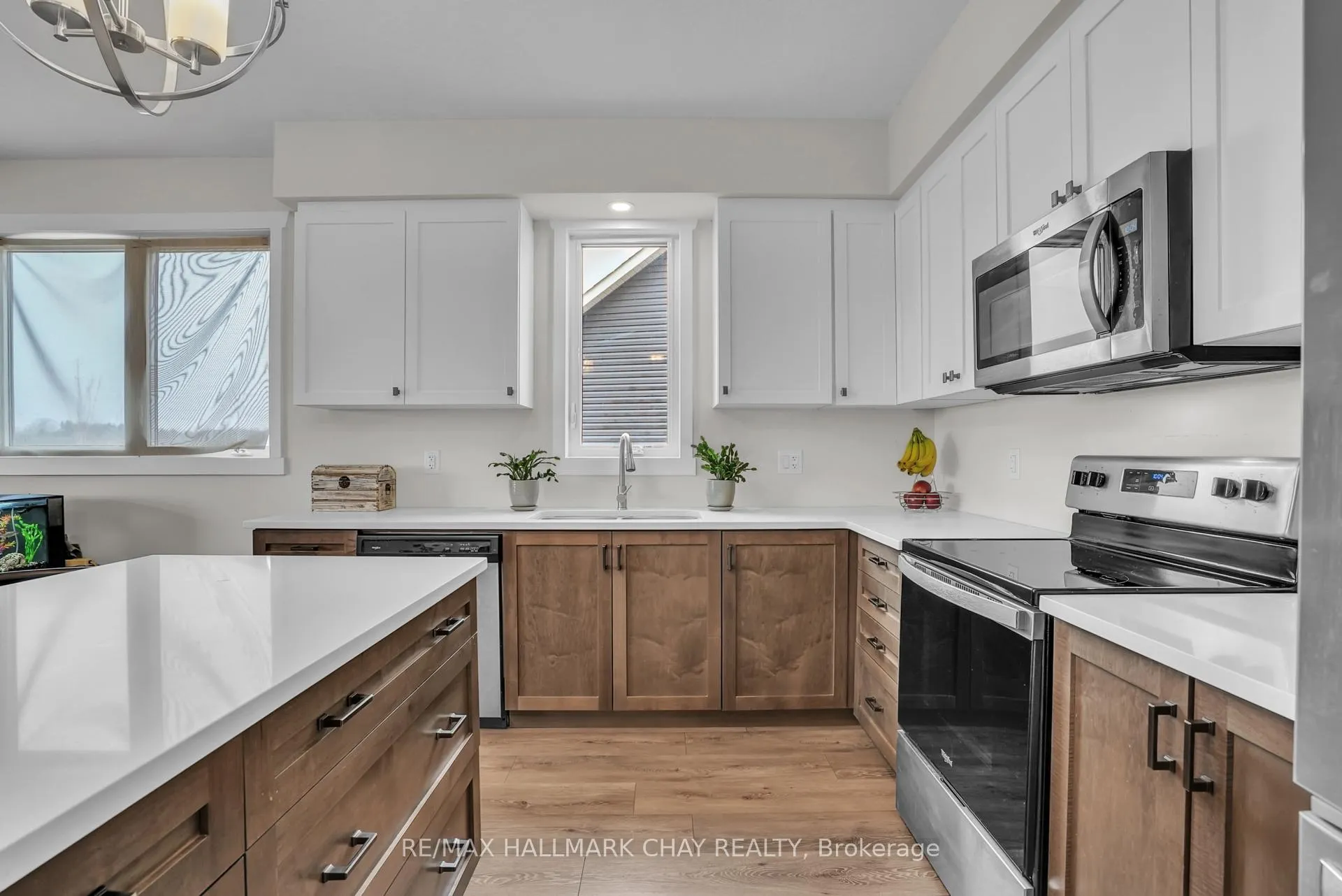 Photo 9 of 47 Allenwood Road, Springwater, Elmvale — HOMEH