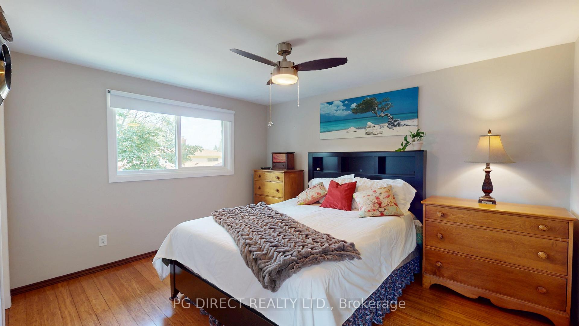 Photo 7 of 348 Wintergreen Drive, Waterloo, North Lakeshore — HOMEH