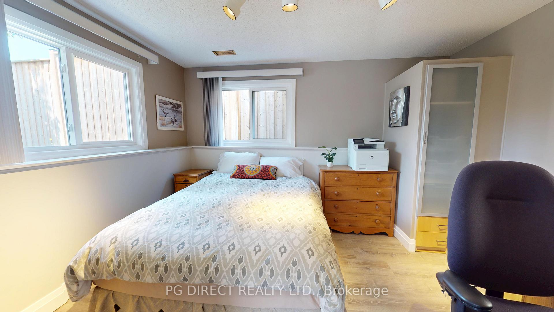Photo 11 of 348 Wintergreen Drive, Waterloo, North Lakeshore — HOMEH