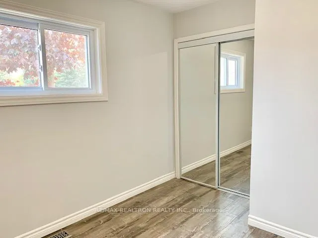 Photo 11 of Unit 2, 256 Dunlop Street W, Barrie, Queen's Park — HOMEH
