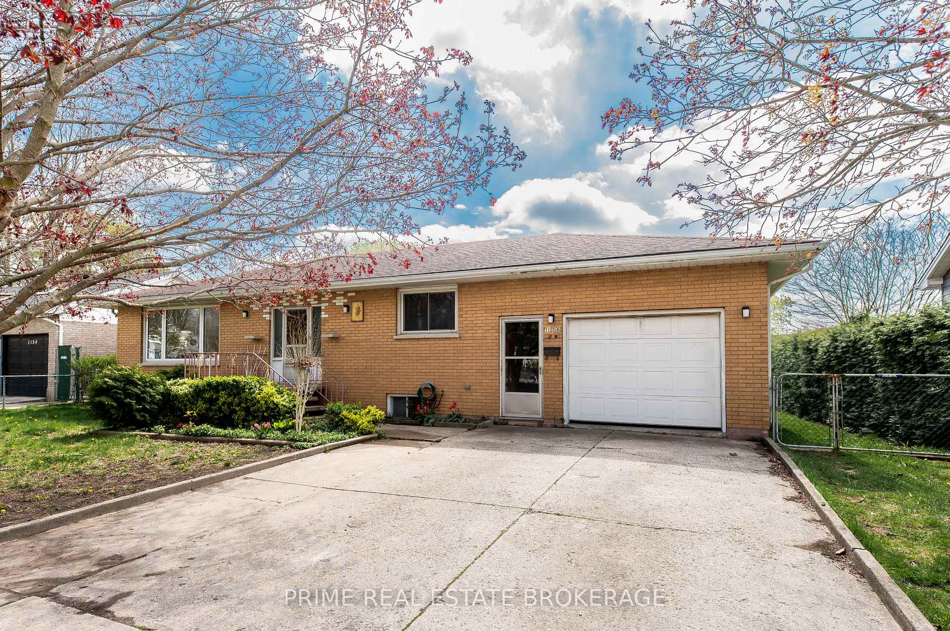 Photo 3 of 1156 Jane Street, West Elgin, West Lorne — HOMEH