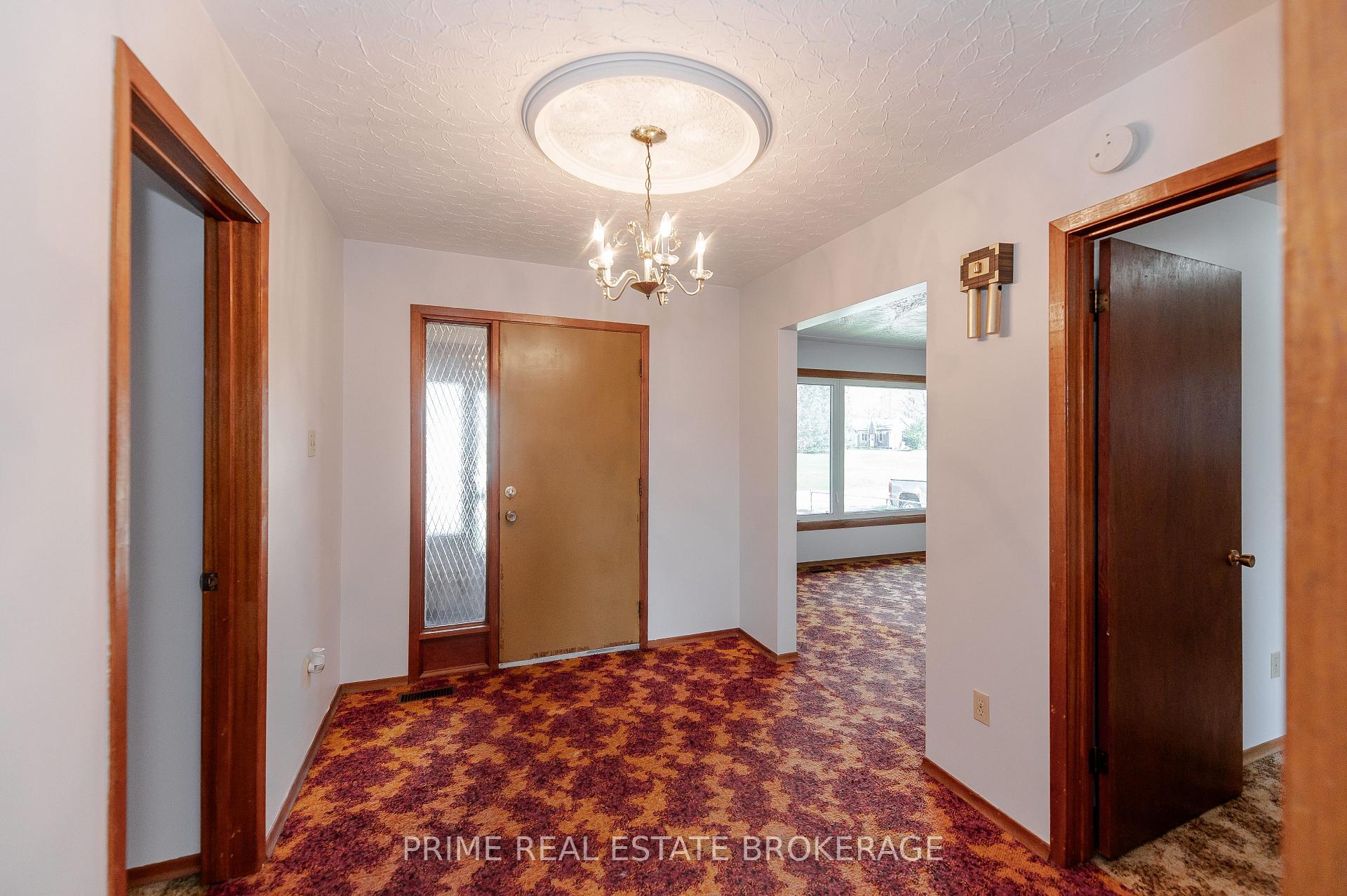 Photo 4 of 1156 Jane Street, West Elgin, West Lorne — HOMEH