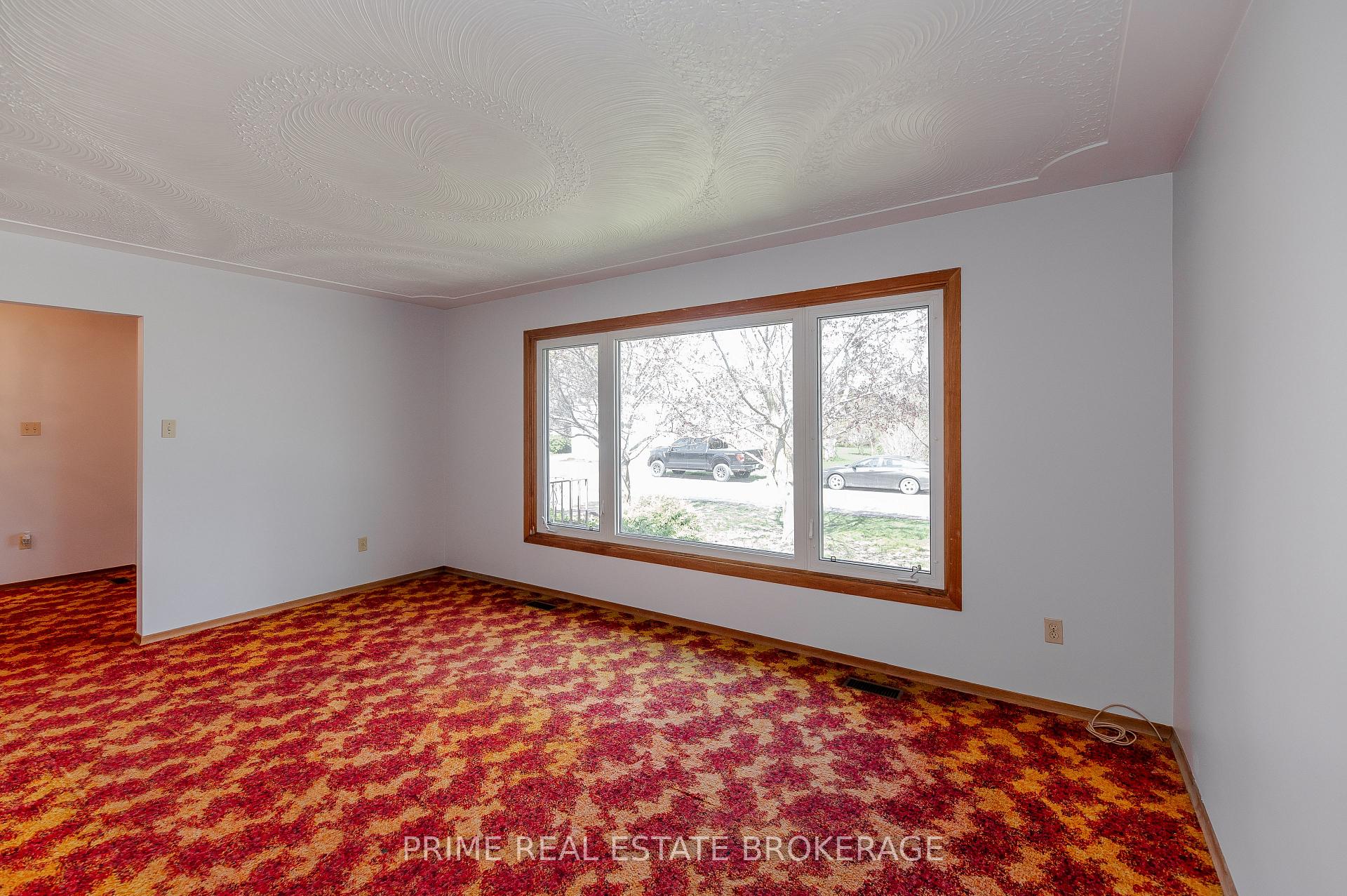 Photo 7 of 1156 Jane Street, West Elgin, West Lorne — HOMEH