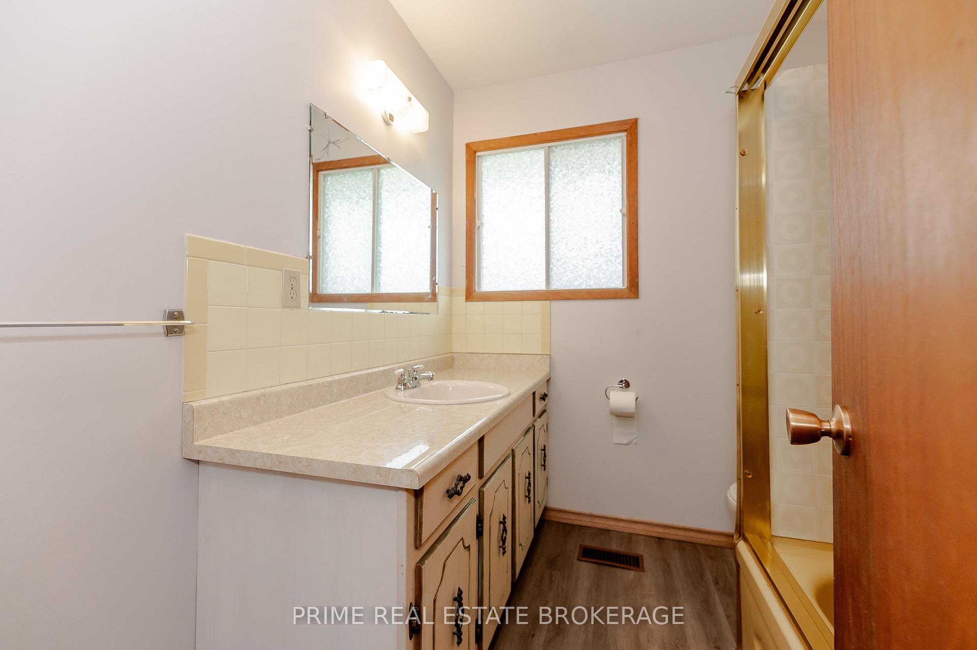 Photo 22 of 1156 Jane Street, West Elgin, West Lorne — HOMEH