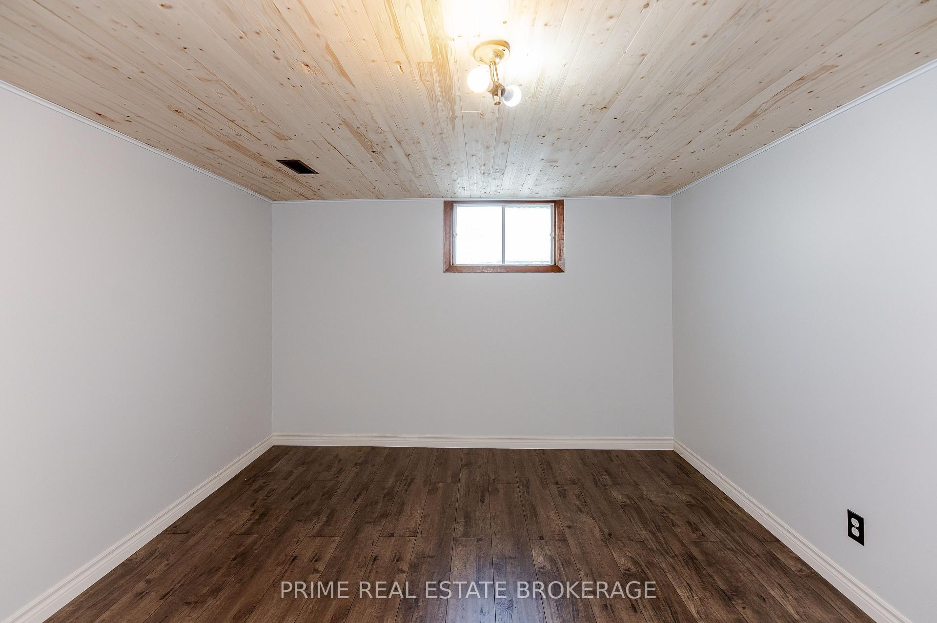 Photo 32 of 1156 Jane Street, West Elgin, West Lorne — HOMEH
