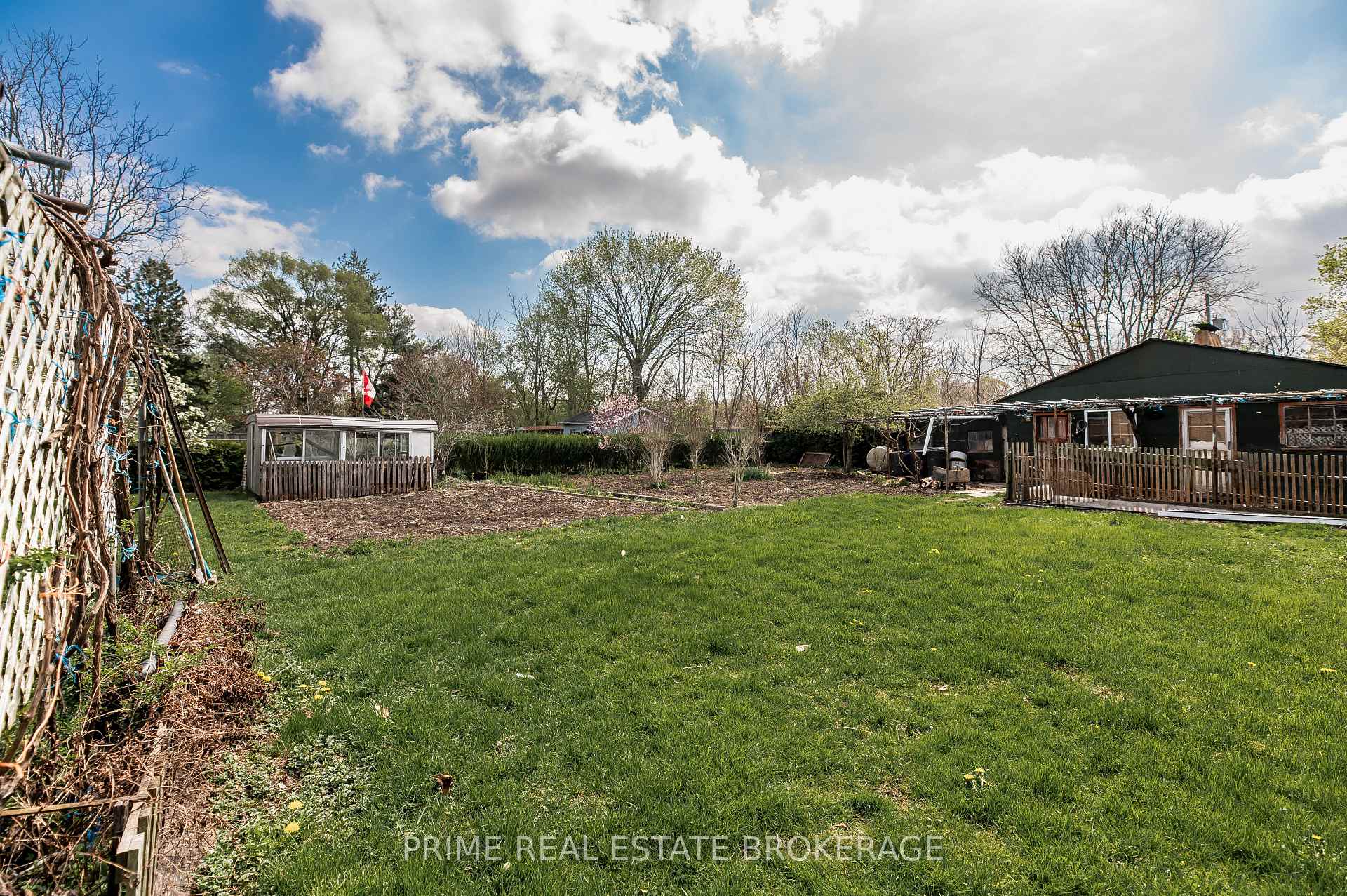 Photo 43 of 1156 Jane Street, West Elgin, West Lorne — HOMEH