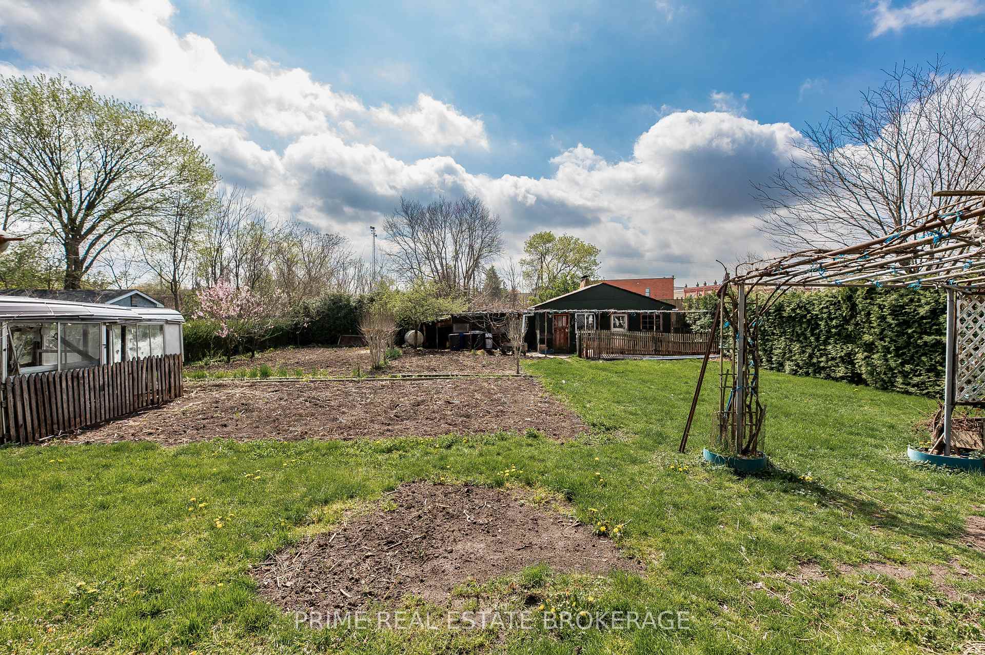 Photo 44 of 1156 Jane Street, West Elgin, West Lorne — HOMEH