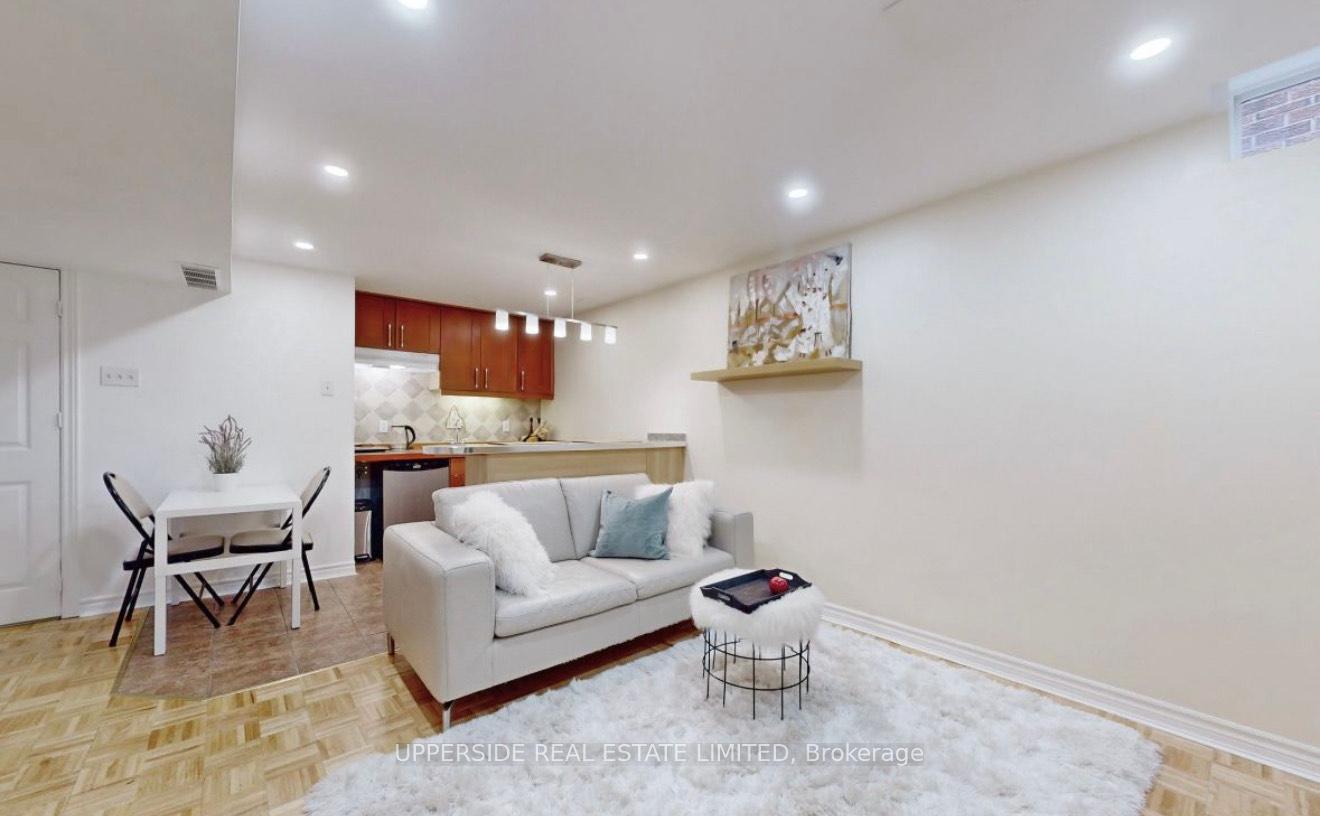 Photo 2 of Unit Bsmt, 15 Patrice Crescent, Vaughan, Crestwood-Springfarm-Yorkhill — HOMEH