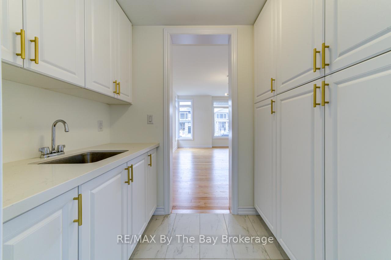 Photo 20 of 41 Del Ray Crescent, Wasaga Beach — HOMEH