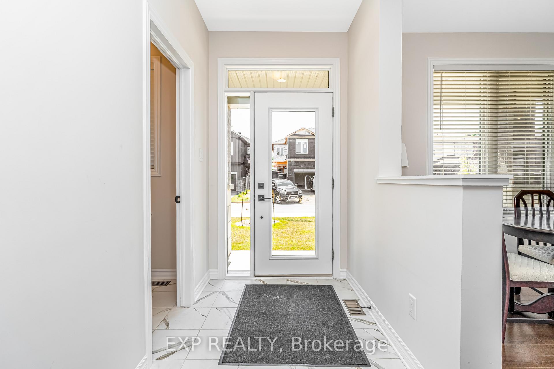Photo 7 of 61 Esban Drive, Ottawa, Blossom Park/Kemp Park/Findlay Creek — HOMEH