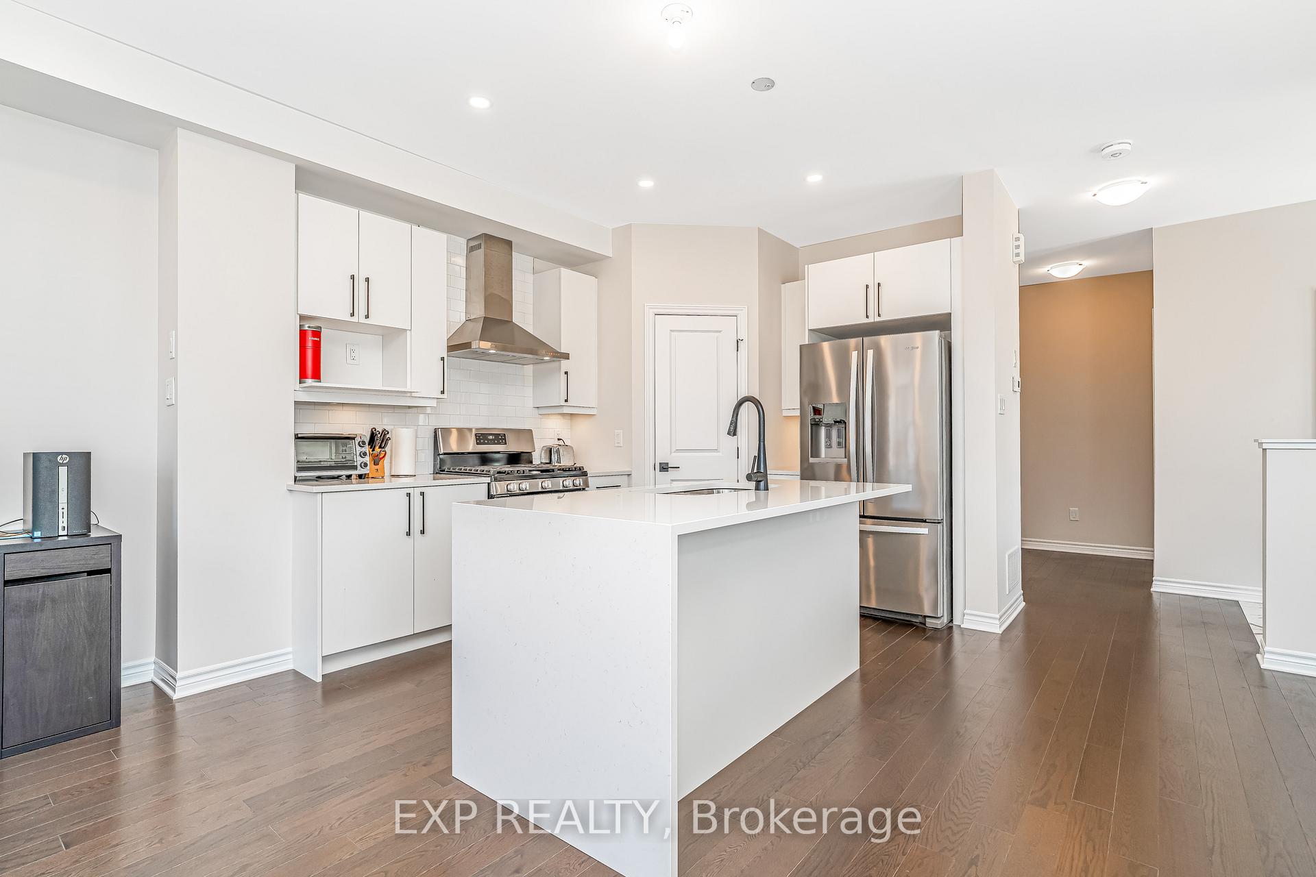 Photo 6 of 61 Esban Drive, Ottawa, Blossom Park/Kemp Park/Findlay Creek — HOMEH