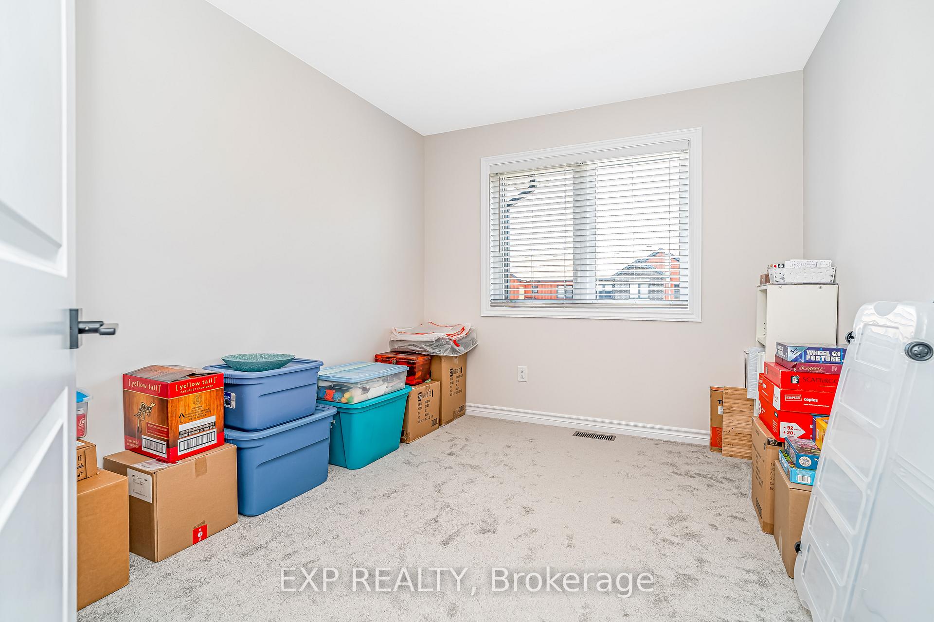 Photo 13 of 61 Esban Drive, Ottawa, Blossom Park/Kemp Park/Findlay Creek — HOMEH