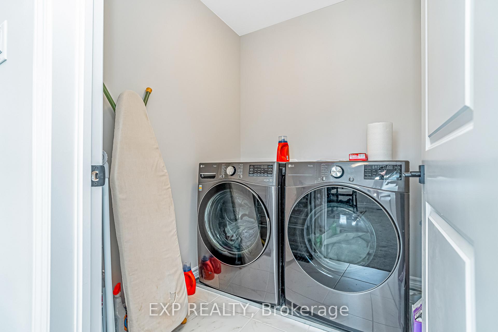 Photo 21 of 61 Esban Drive, Ottawa, Blossom Park/Kemp Park/Findlay Creek — HOMEH