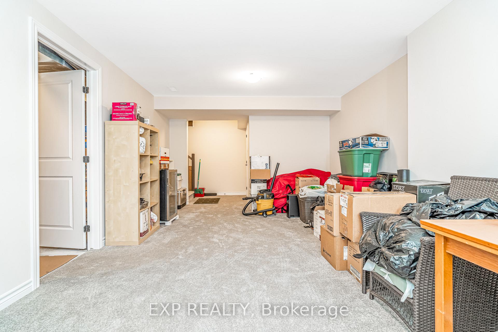 Photo 38 of 61 Esban Drive, Ottawa, Blossom Park/Kemp Park/Findlay Creek — HOMEH
