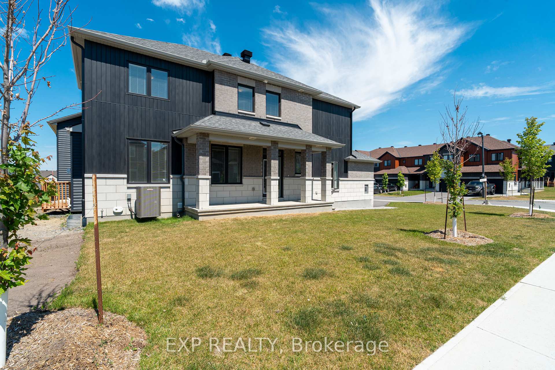 Photo 34 of 61 Esban Drive, Ottawa, Blossom Park/Kemp Park/Findlay Creek — HOMEH