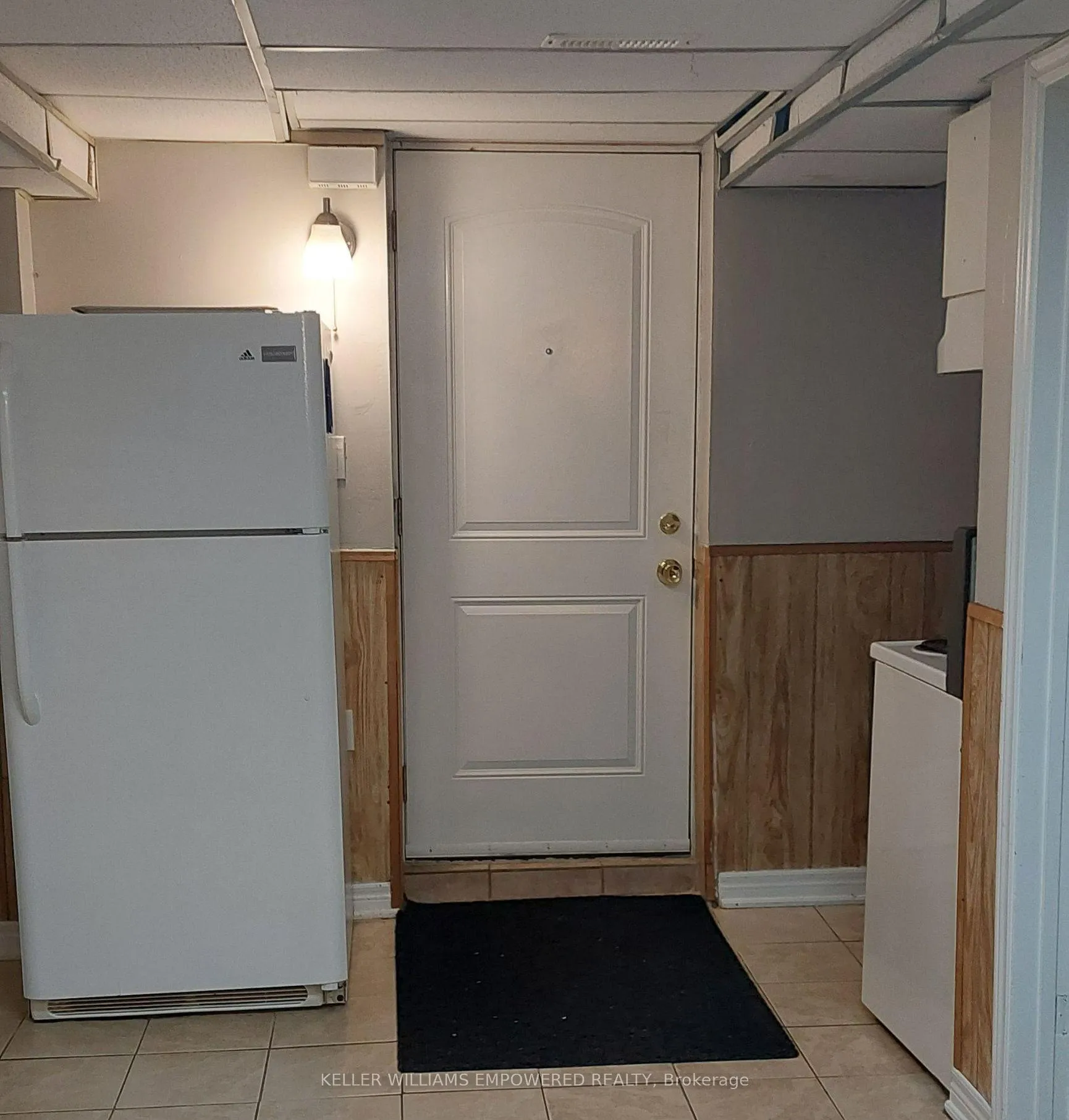 Photo 3 of Unit Basement, 206 York Hill Boulevard, Vaughan, Crestwood-Springfarm-Yorkhill — HOMEH