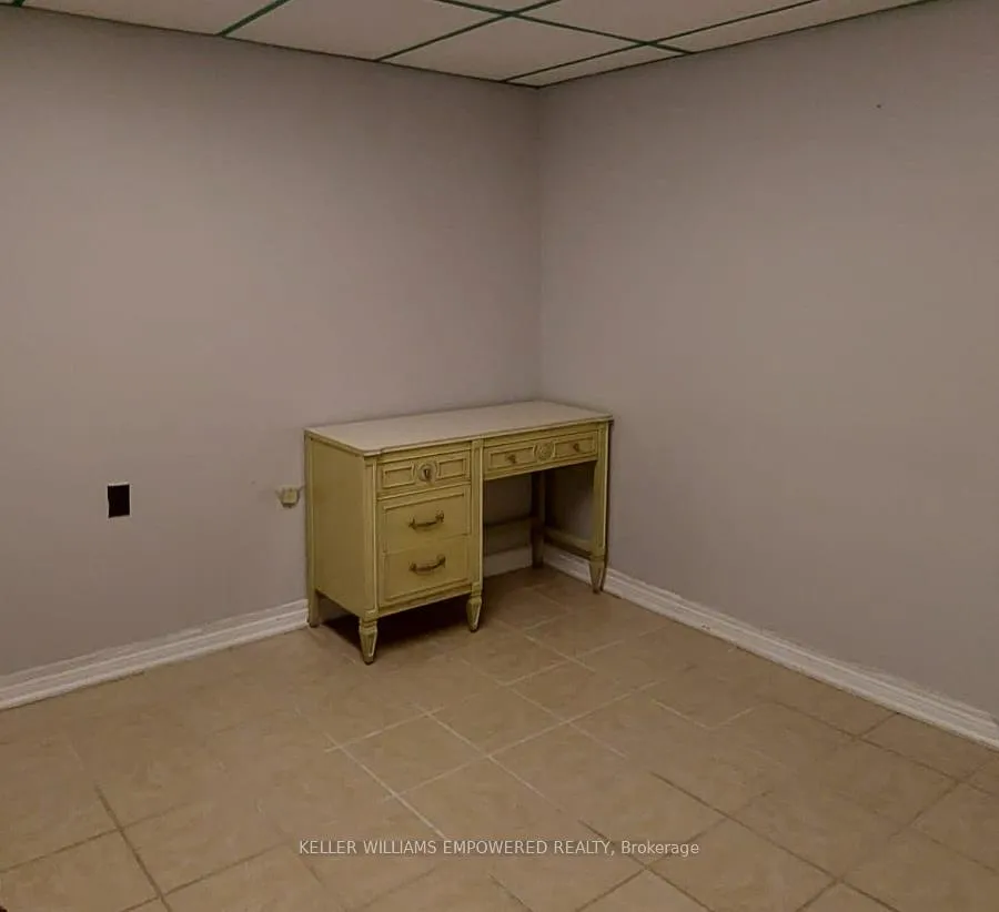 Photo 8 of Unit Basement, 206 York Hill Boulevard, Vaughan, Crestwood-Springfarm-Yorkhill — HOMEH