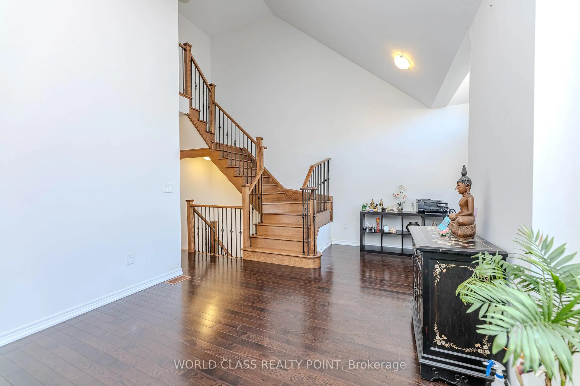 Photo 14 of 255 Barons Street, Vaughan, Kleinburg — HOMEH