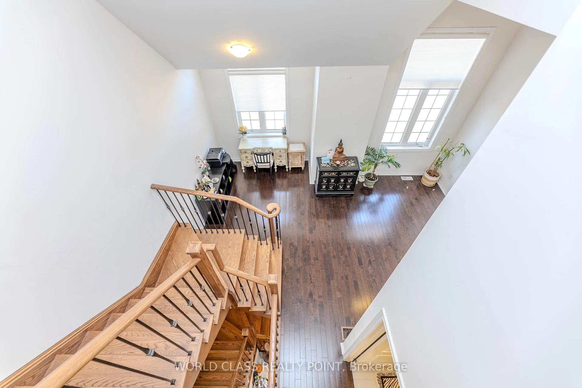Photo 17 of 255 Barons Street, Vaughan, Kleinburg — HOMEH