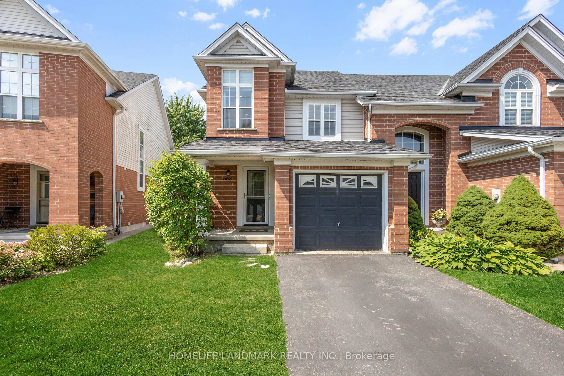 Photo 3 of 568 Beaver Creek Crescent, Waterloo — HOMEH
