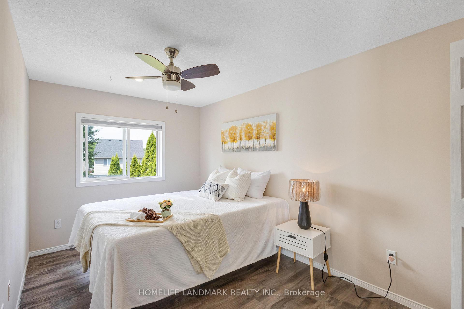 Photo 19 of 568 Beaver Creek Crescent, Waterloo — HOMEH