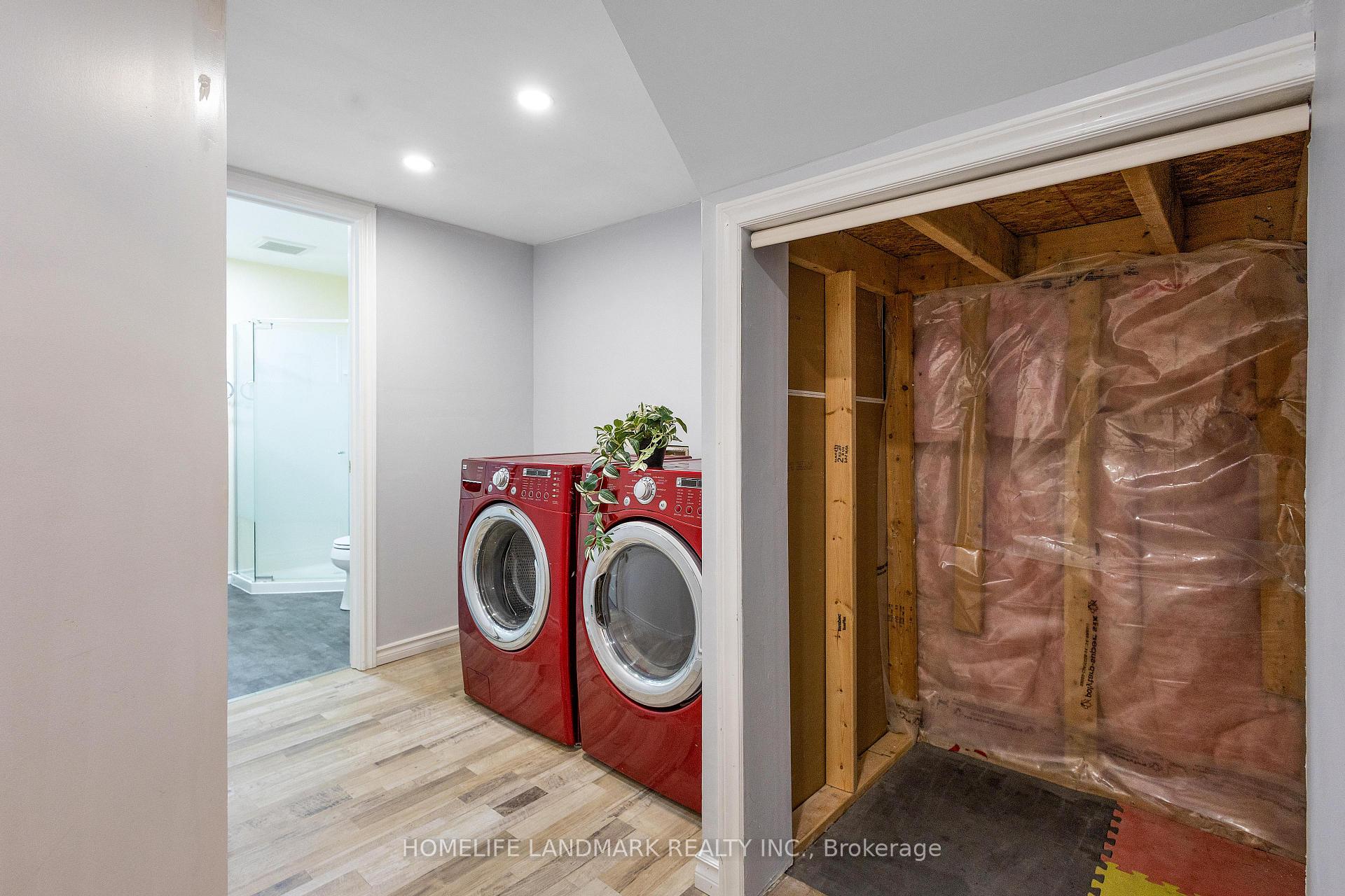 Photo 24 of 568 Beaver Creek Crescent, Waterloo — HOMEH