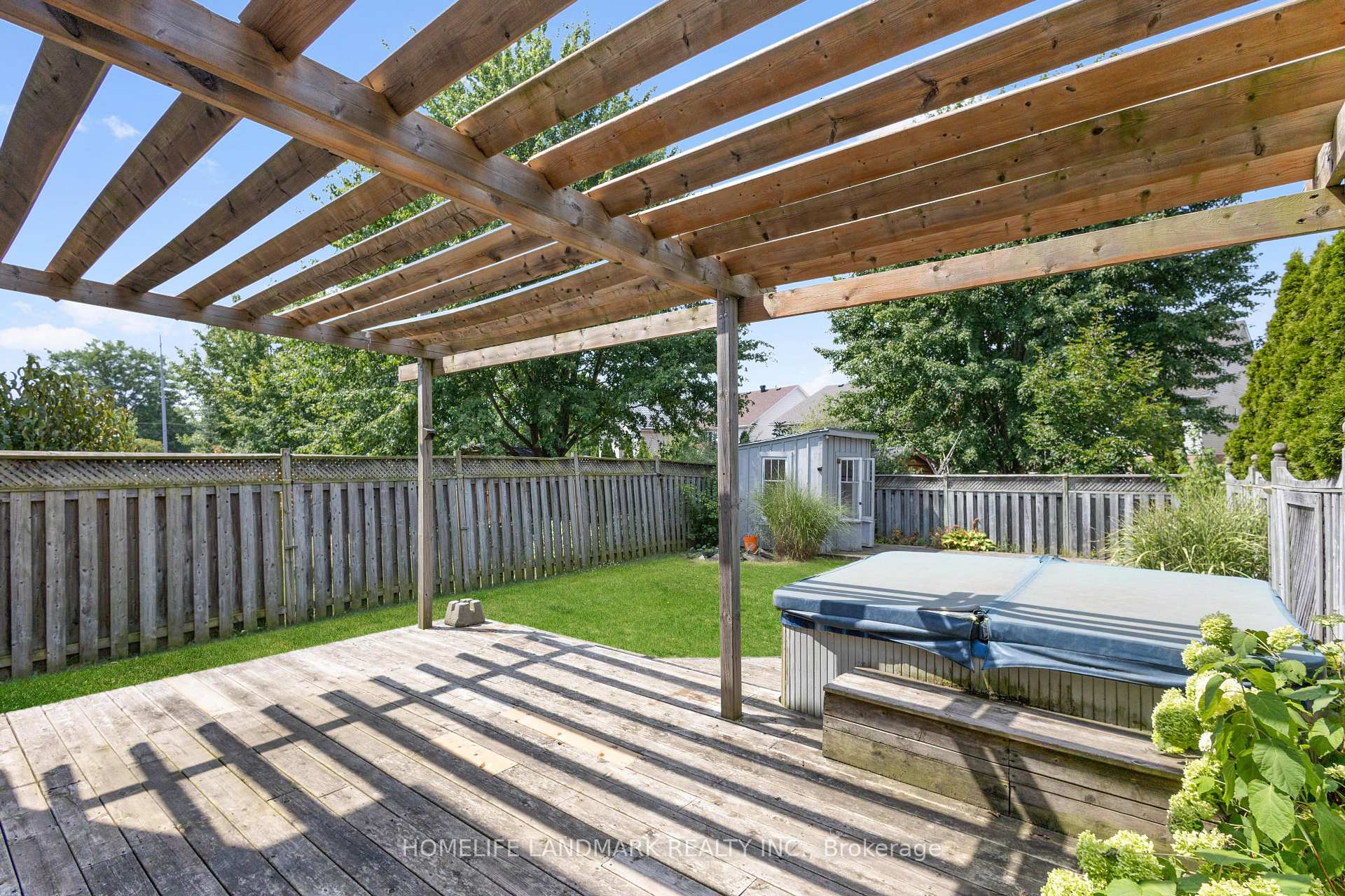 Photo 26 of 568 Beaver Creek Crescent, Waterloo — HOMEH