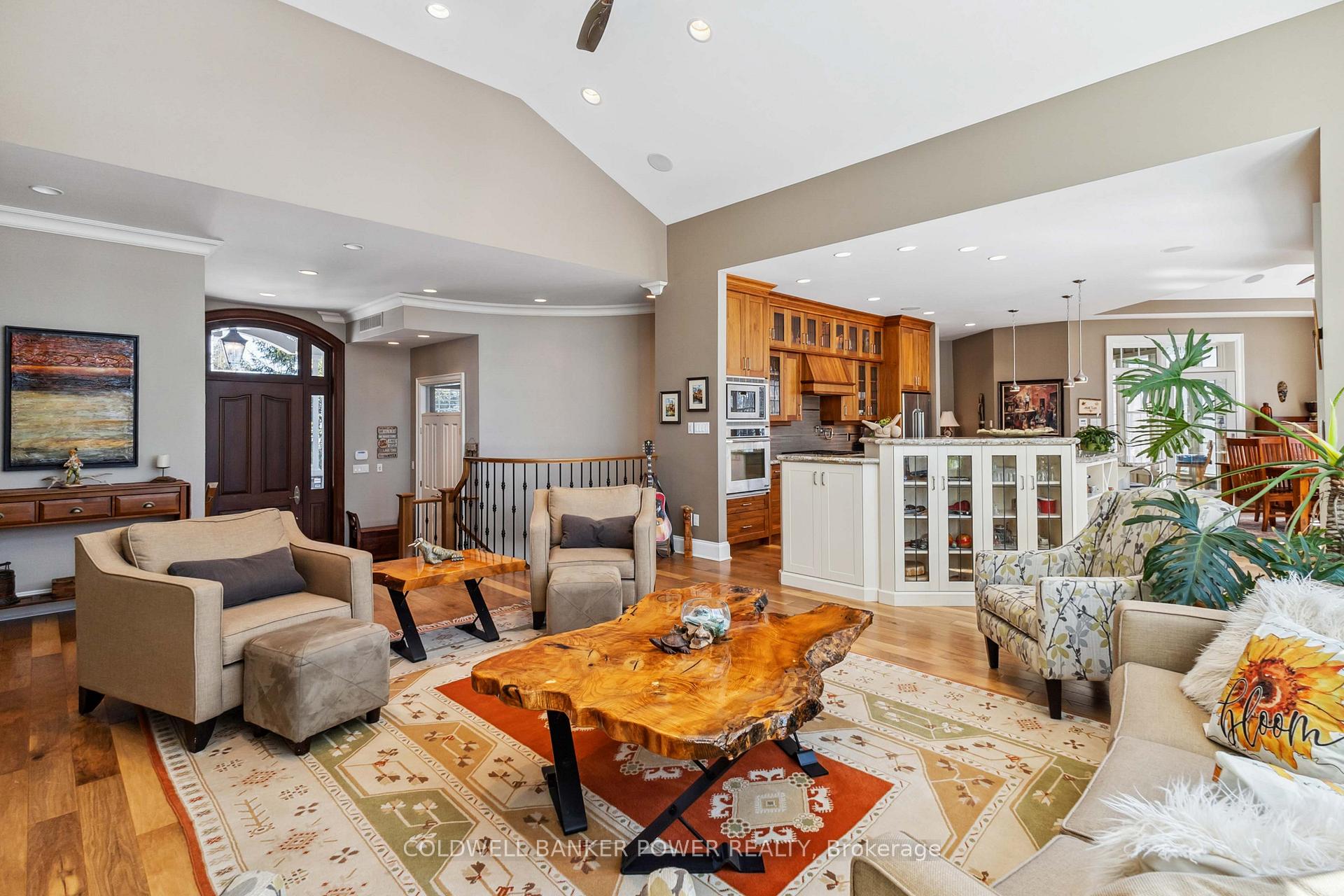 Photo 12 of 75331 Maxobel Road, Bluewater, Stanley — HOMEH