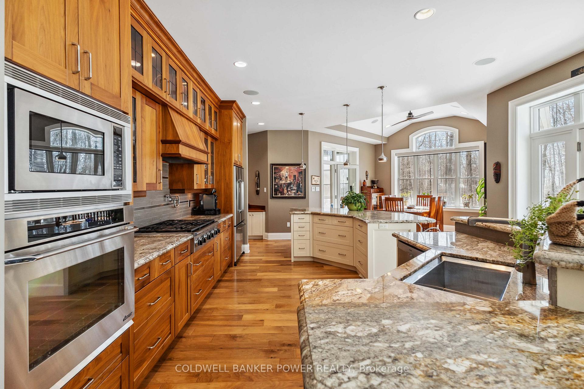 Photo 13 of 75331 Maxobel Road, Bluewater, Stanley — HOMEH