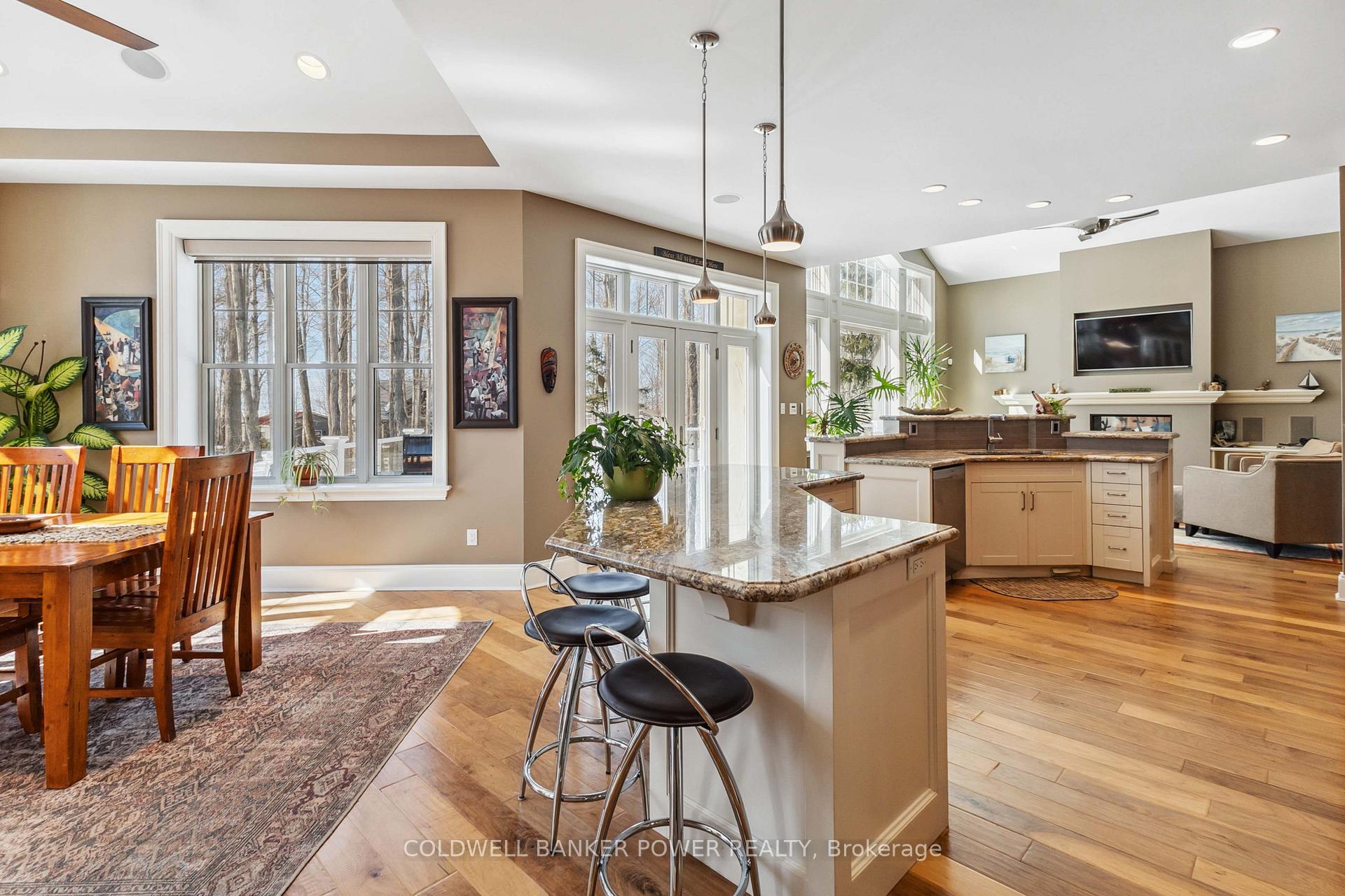 Photo 17 of 75331 Maxobel Road, Bluewater, Stanley — HOMEH