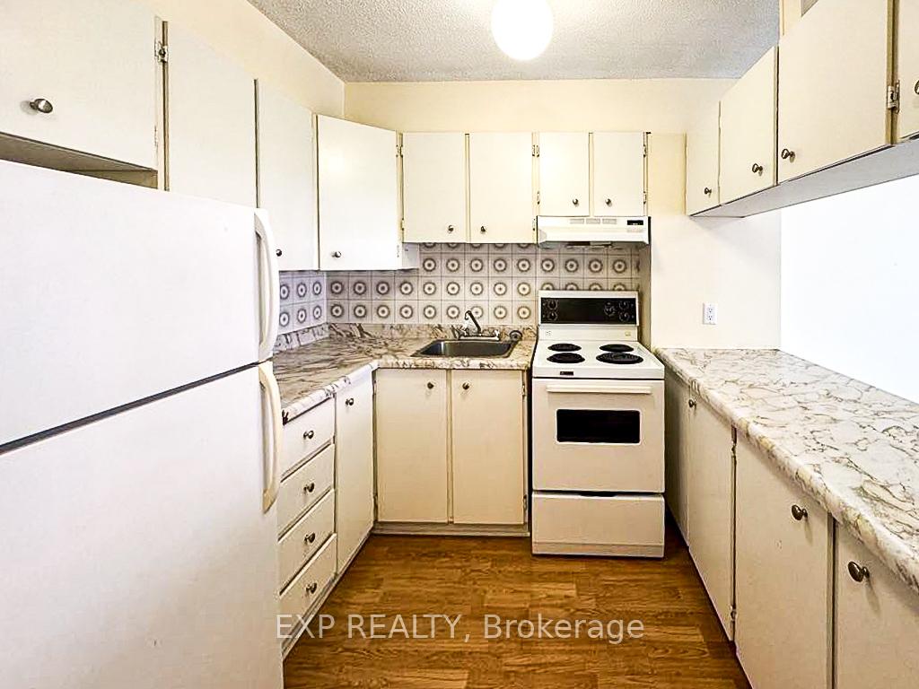 Photo 6 of Unit 206, 51 Cambridge Street N, Ottawa, West Centre Town — HOMEH