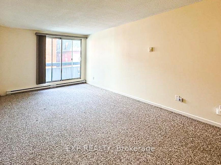 Photo 10 of Unit 206, 51 Cambridge Street N, Ottawa, West Centre Town — HOMEH