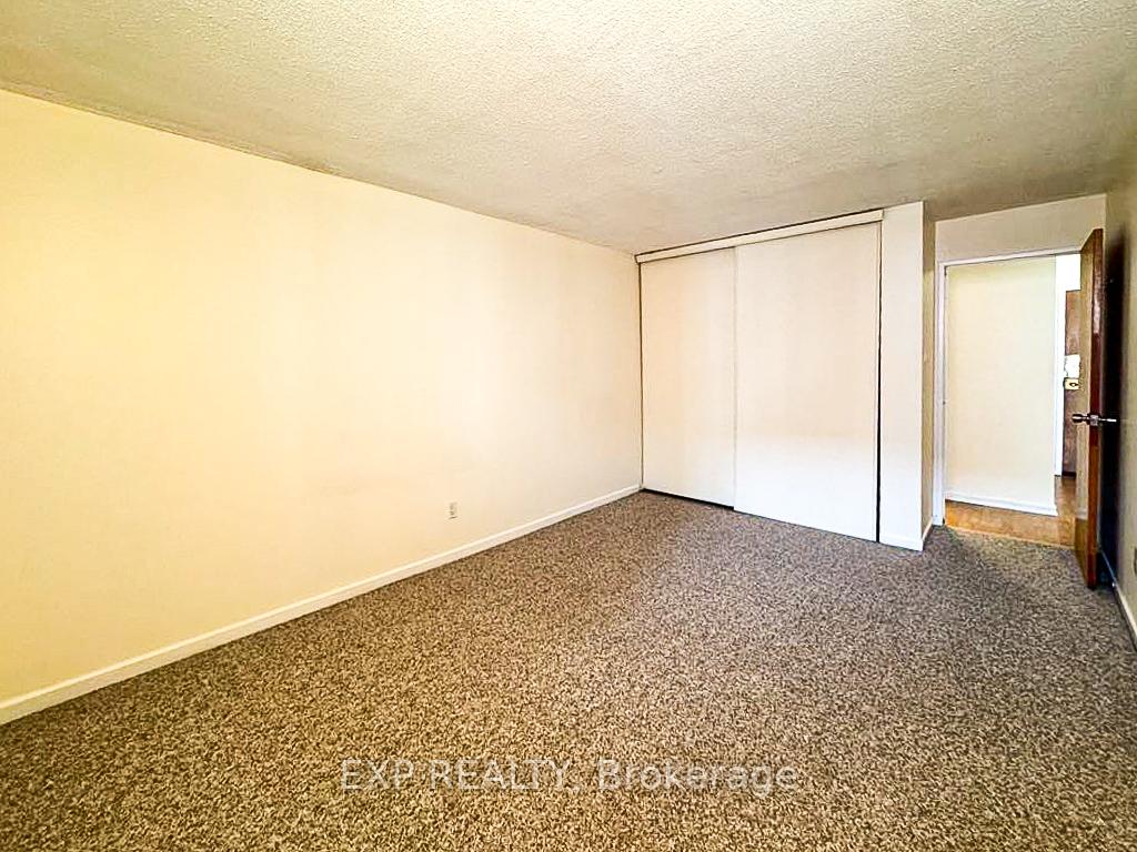Photo 12 of Unit 206, 51 Cambridge Street N, Ottawa, West Centre Town — HOMEH