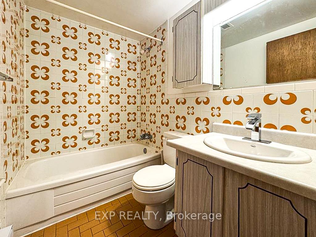 Photo 14 of Unit 206, 51 Cambridge Street N, Ottawa, West Centre Town — HOMEH