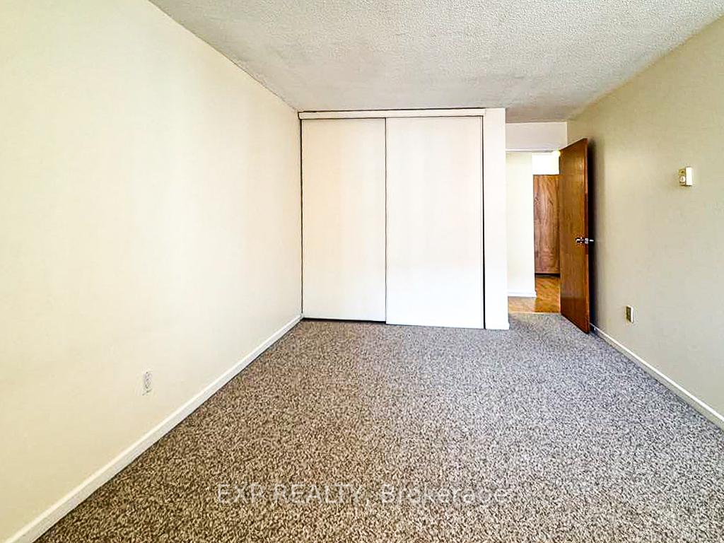 Photo 16 of Unit 206, 51 Cambridge Street N, Ottawa, West Centre Town — HOMEH