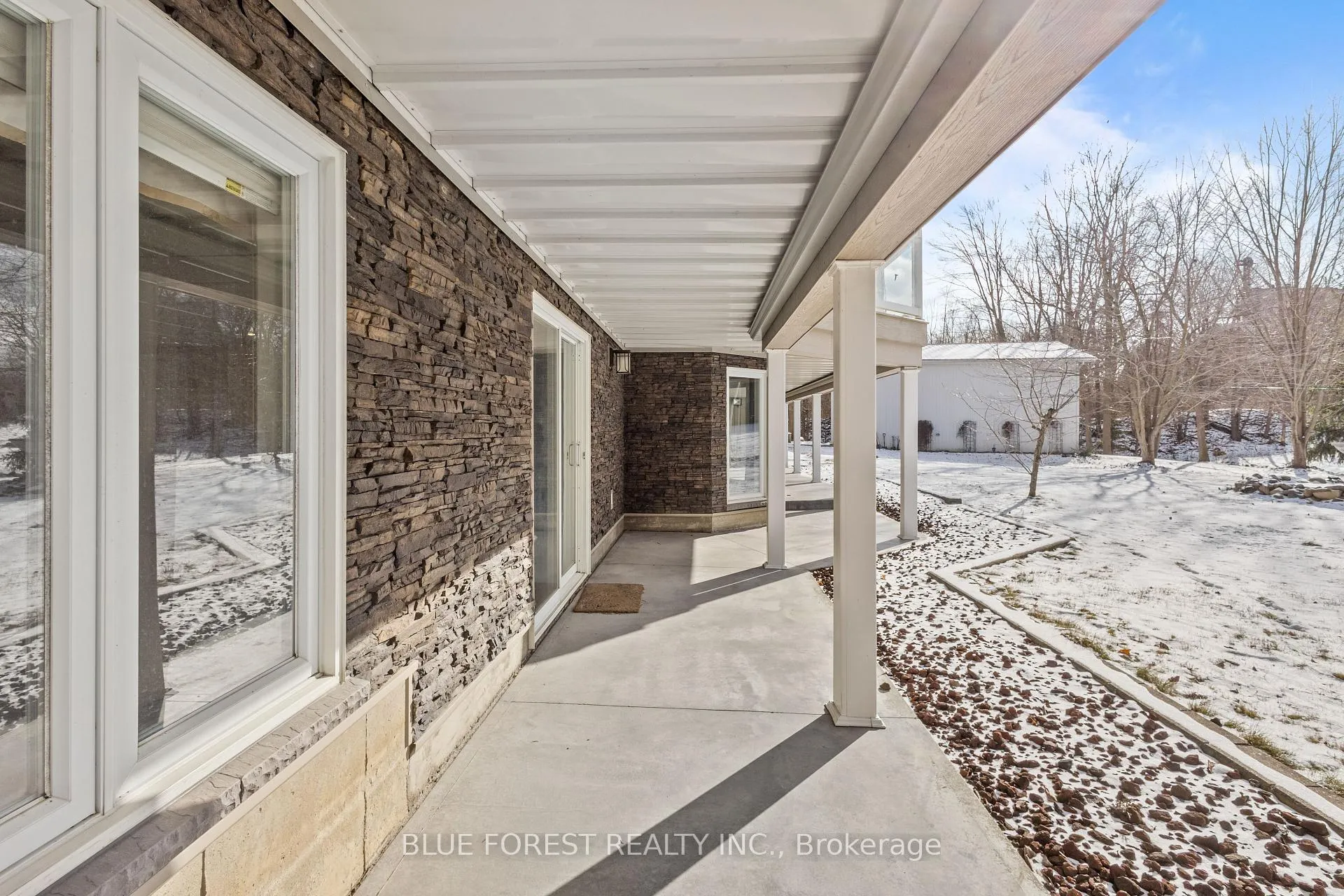 Photo 5 of 204 Third Street, West Elgin, Rodney — HOMEH