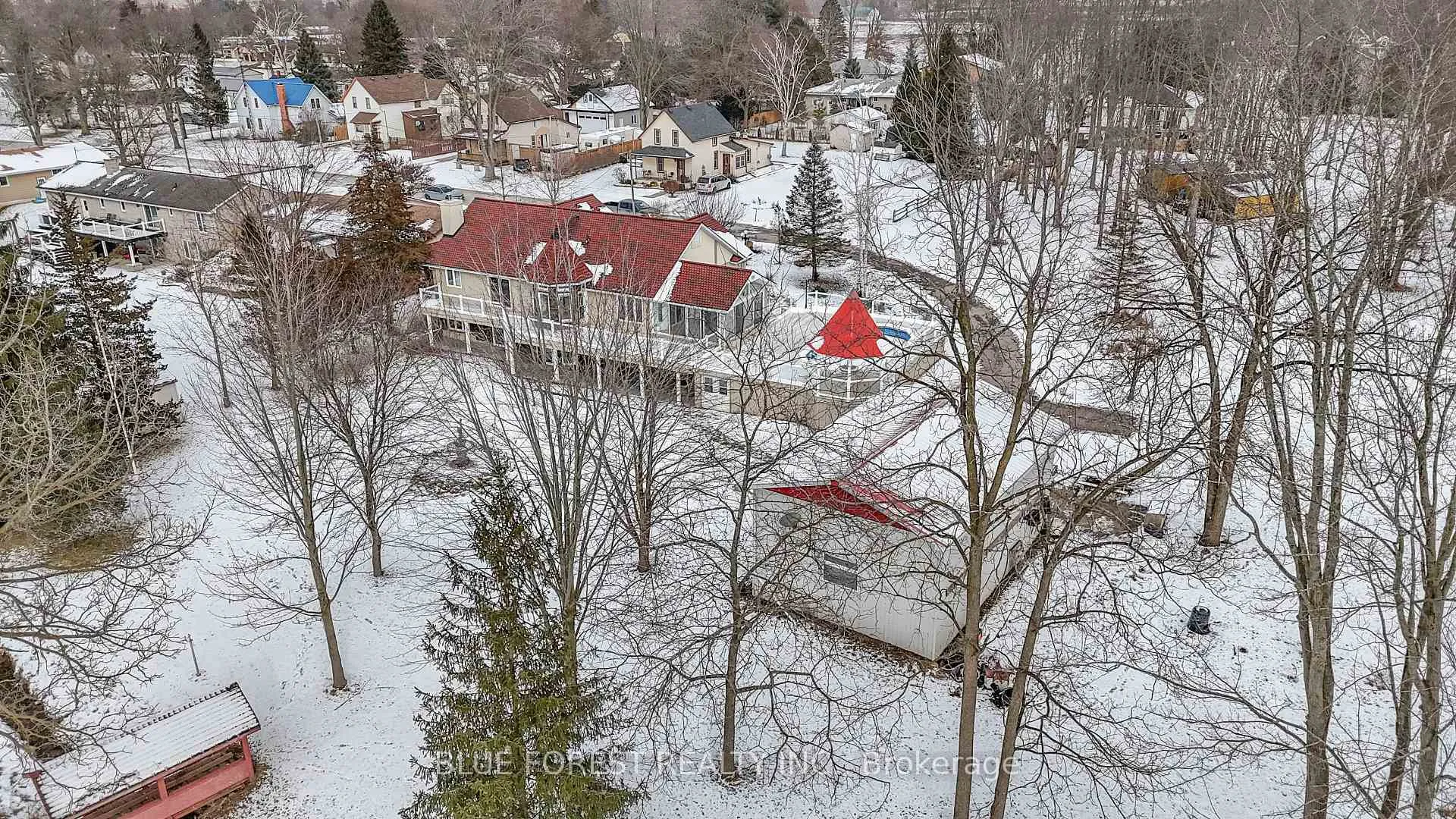 Photo 35 of 204 Third Street, West Elgin, Rodney — HOMEH